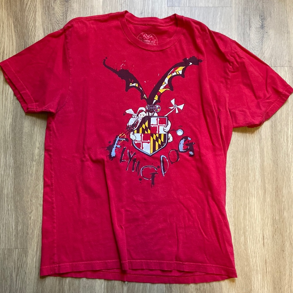 Mens flying dog shirt size large